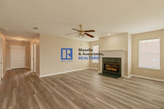 Building Photo - 2 Bed 2 Bath Near the Reservoir