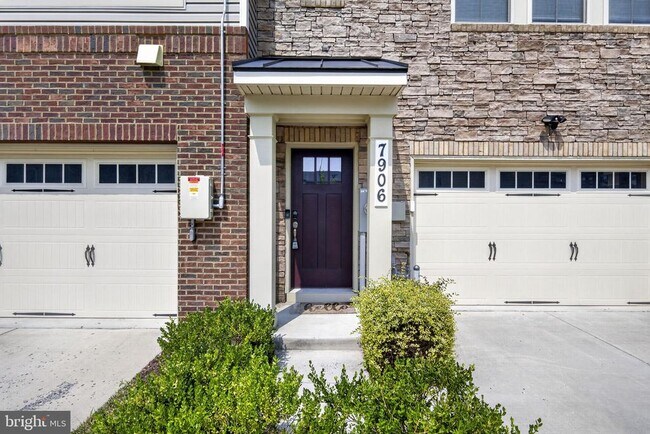 Building Photo - 7906 Marietta Dr