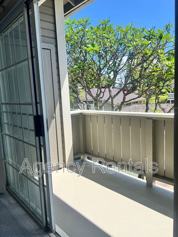 Building Photo - 94-1359 Kulewa Loop #16T