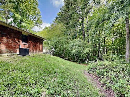 Building Photo - 1806 Oriole Trail