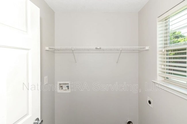 Building Photo - 45 Timberlake Terrace