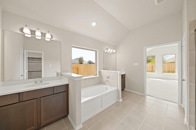 Building Photo - 3212 Bright Maple Dr