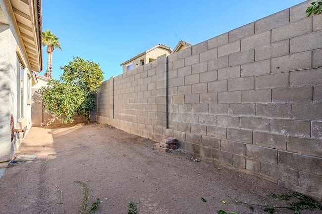 Building Photo - updated home for rent