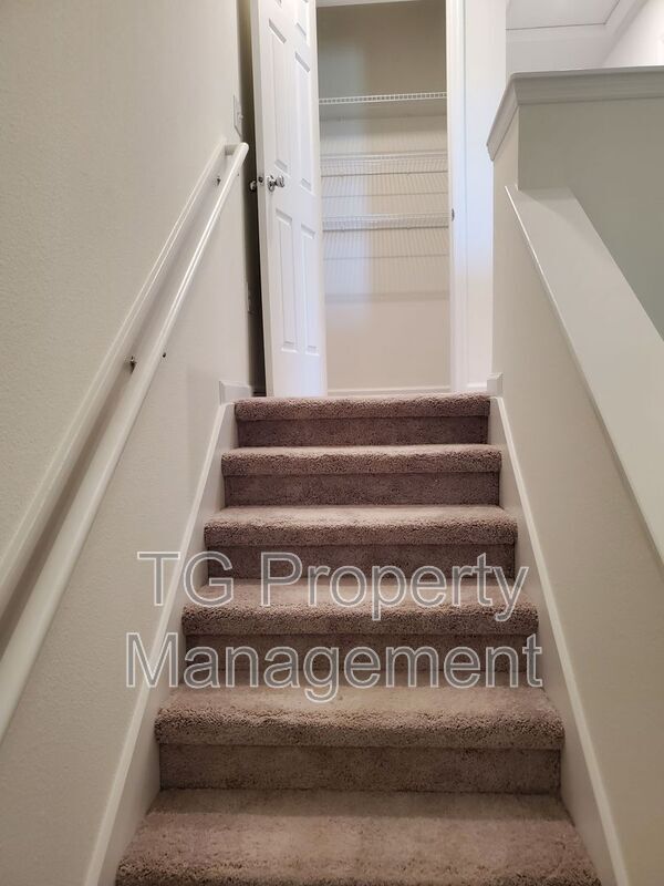 Building Photo - 26 Great Star Ct