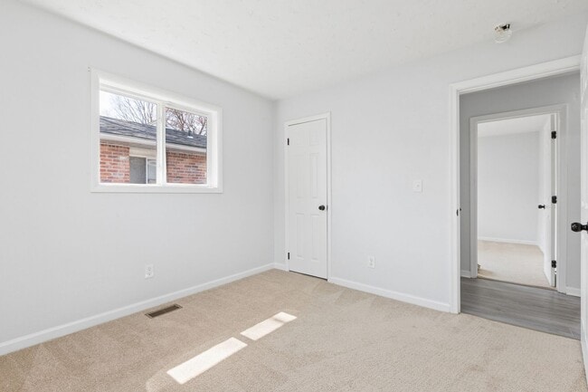 Building Photo - Beautifully Renovated 3-Bedroom Home in Hampton – Move-In Ready!