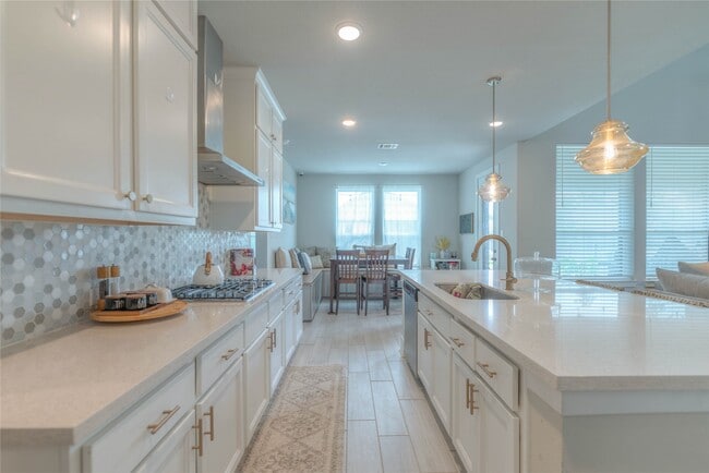 Building Photo - 15006 La Strada Dr
