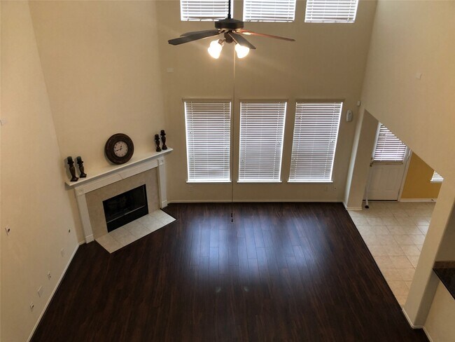 Building Photo - 18019 Timerwalk Ln