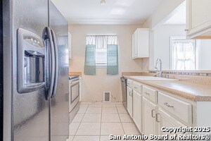 Building Photo - 9130 Village Brown