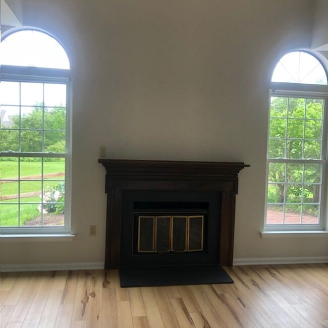 Building Photo - Perkasie 3 Bd / 2 Bath Twin