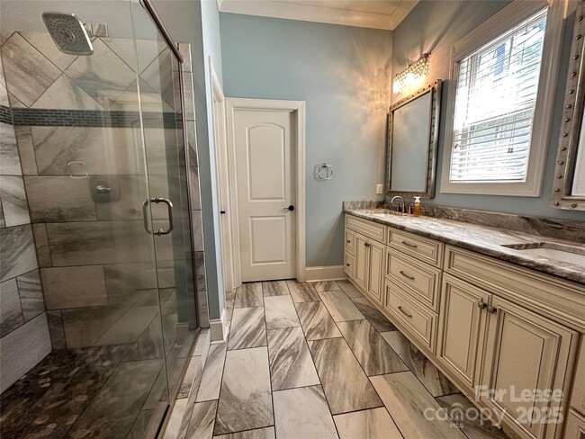 Building Photo - 8643 Amandine Way