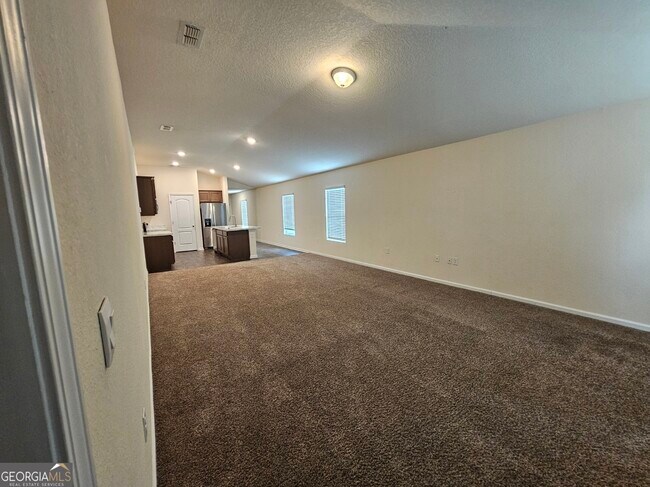 Building Photo - 137 Teakwood Dr