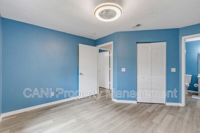 Building Photo - 1601 Big Tree Rd