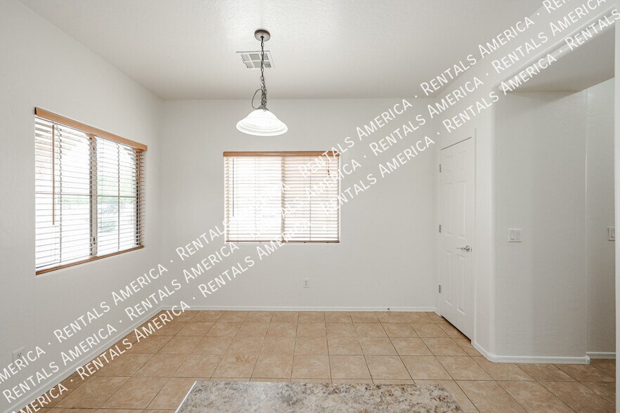 Building Photo - 19407 E Canary Way