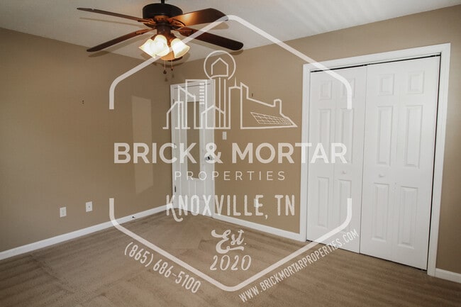 Building Photo - 3201 Brooks Ave