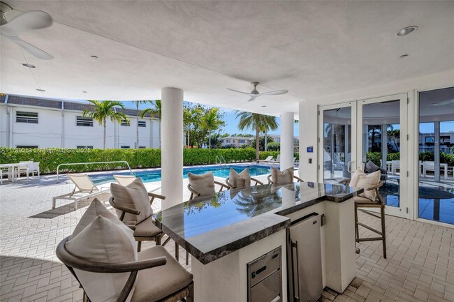 Building Photo - 612 Bayshore Dr