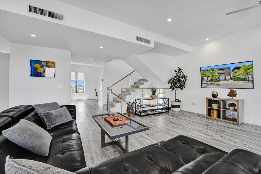 Building Photo - 344 Balboa St