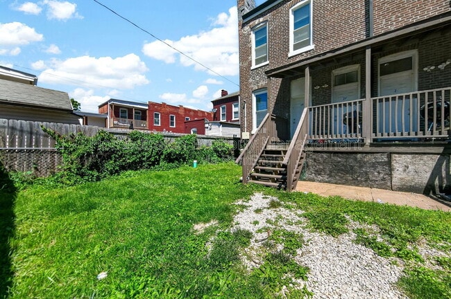 Building Photo - 3627 Missouri Ave