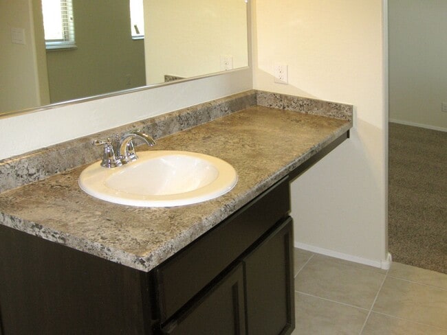 Building Photo - Four Bedroom home for rent in Magma Ranch for under $2000.00