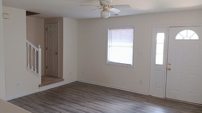 Building Photo - 3BR, 2.5BA end unit available August 1, 2025