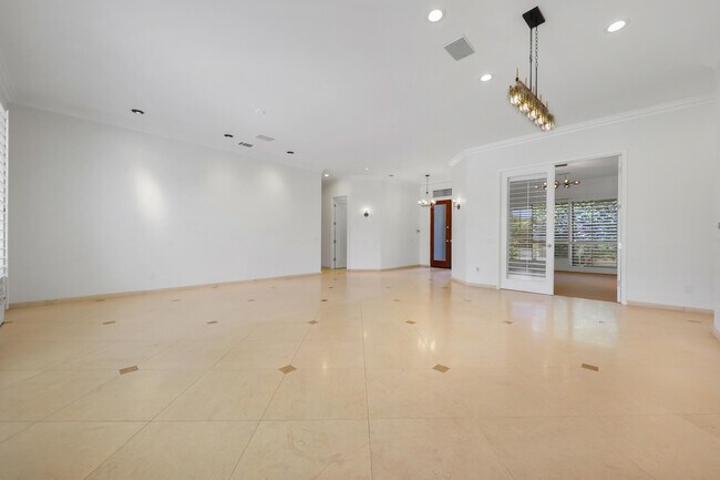 Building Photo - 75975 Gill Ct