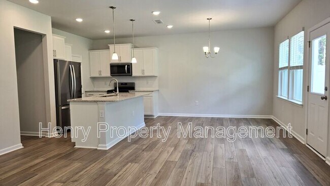 Building Photo - 285 Broomside Ave