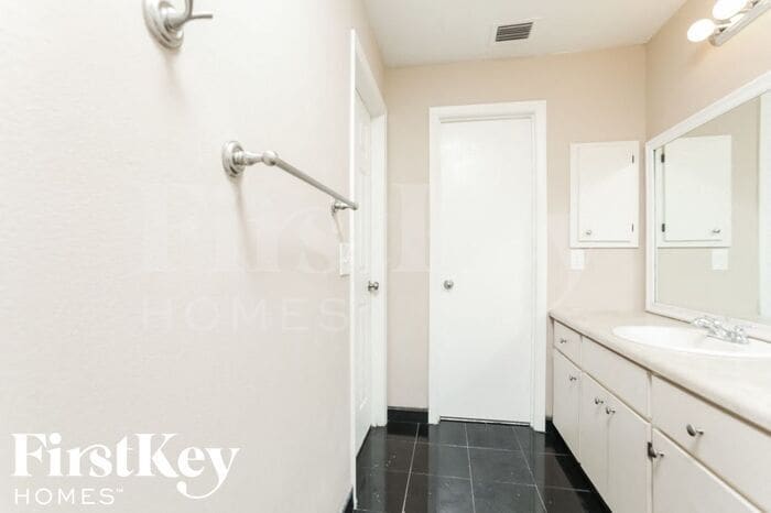 Building Photo - 2507 Cherry Blossom Ct