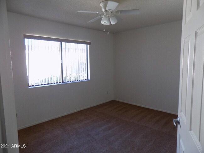 Building Photo - 5354 Desert Shadows Dr