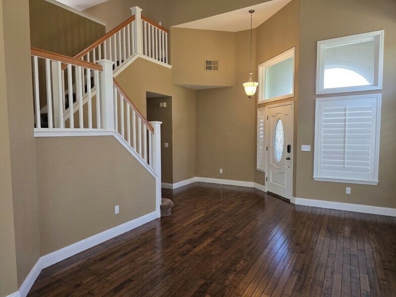Building Photo - 8980 Richborough Way