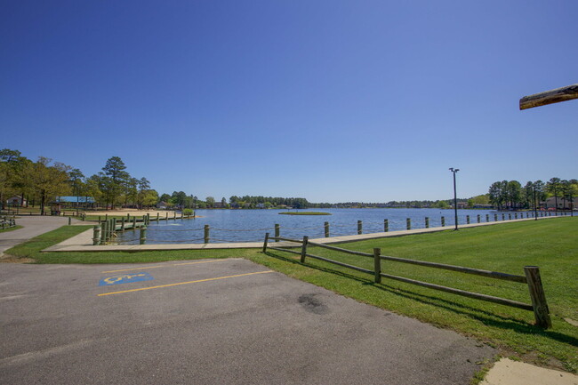 Building Photo - "Beautifully Designed, spacious 2400 Sq. F...