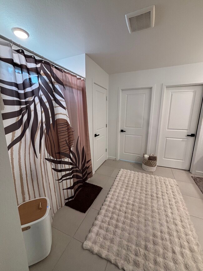 Building Photo - 23406 W Winslow Ave