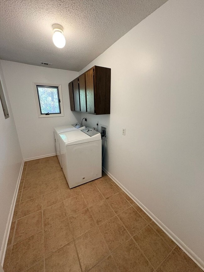 Building Photo - Rental Home Hiltonhead