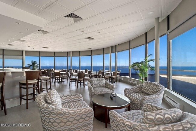 Building Photo - 1 Scenic Dr