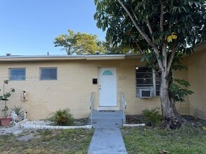 Building Photo - 2210 NE 170th St