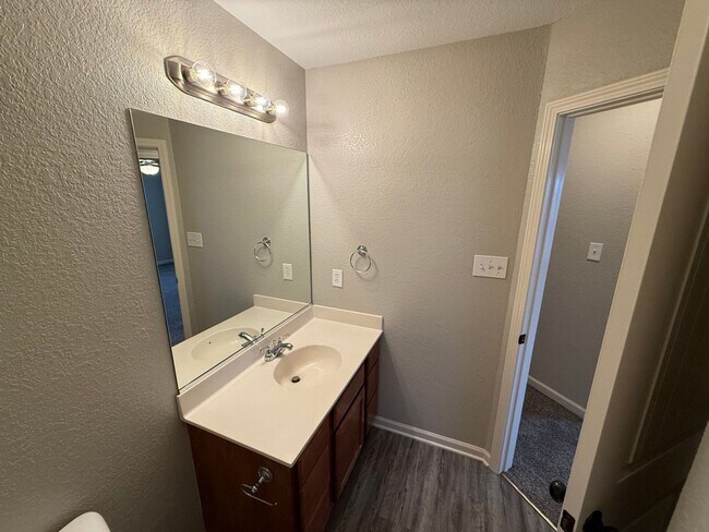 Building Photo - 2403 Talbott Way