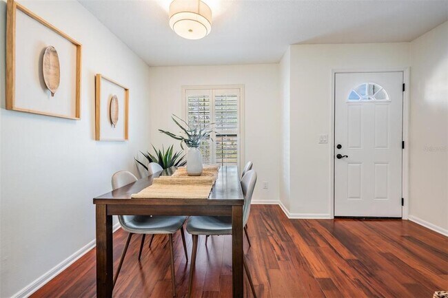 Building Photo - 14818 Winding Creek Ct