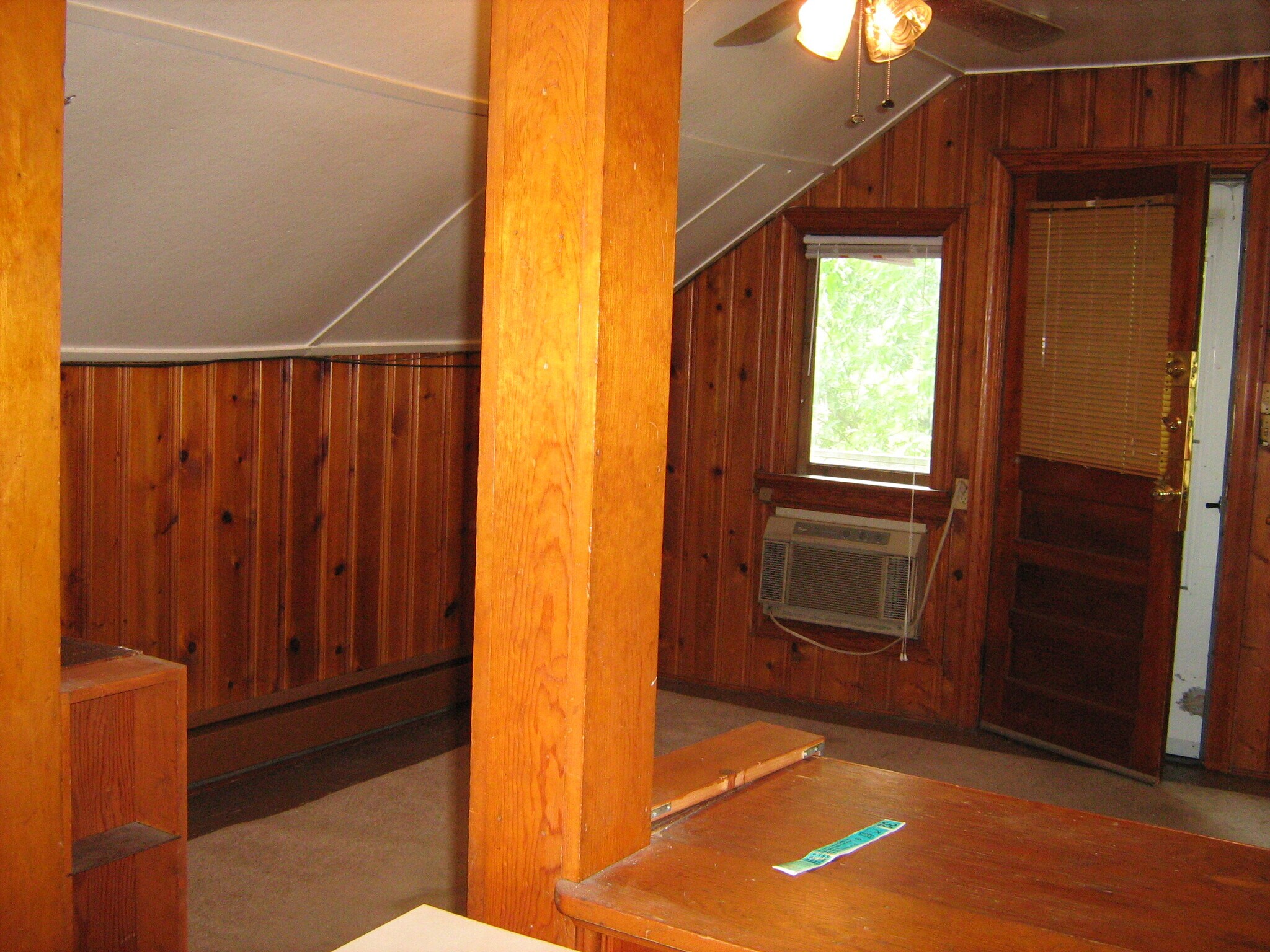 Building Photo - 210 Todd Ave