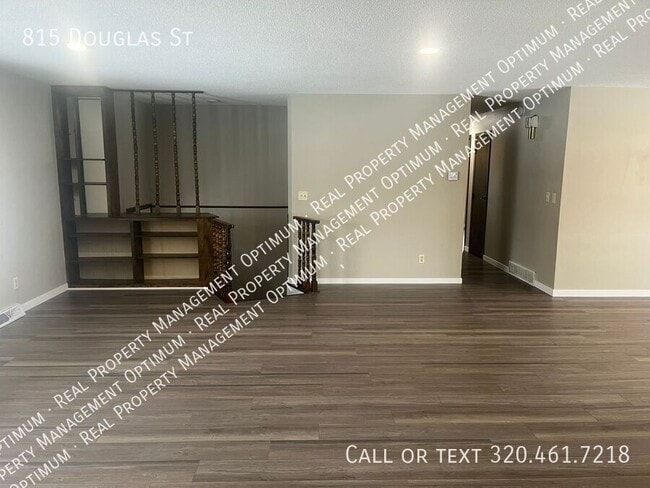 Building Photo - 815 Douglas St