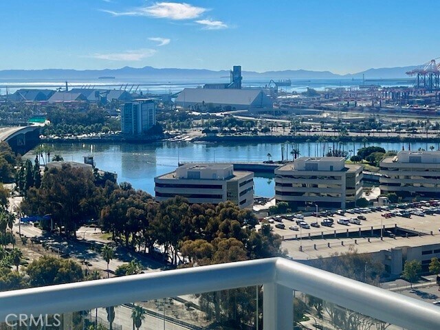 Primary Photo - 400 W Ocean Blvd