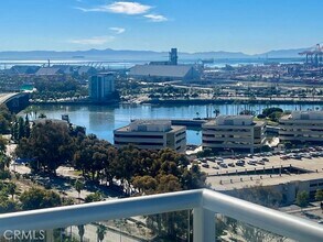 Building Photo - 400 W Ocean Blvd