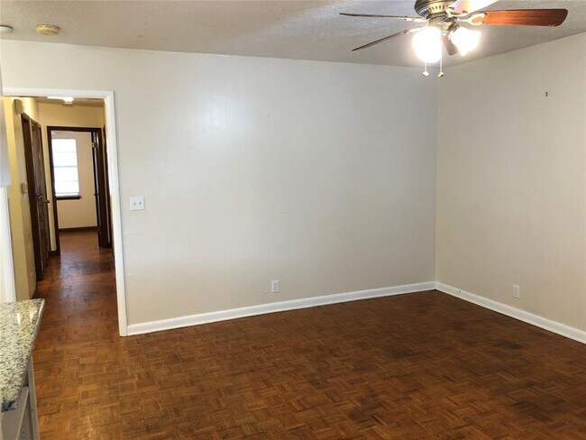 Building Photo - 1508 Southern Heights Ave