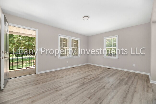 Building Photo - 8901 Richardson King Rd