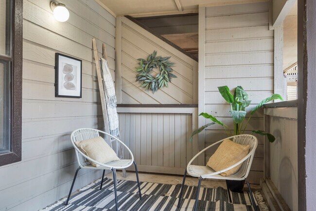 Building Photo - Sheridan Springs - Discounted Rates and Free Applications! Tour to Win Today!