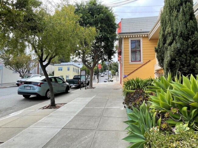 Building Photo - 3986 Cesar Chavez St