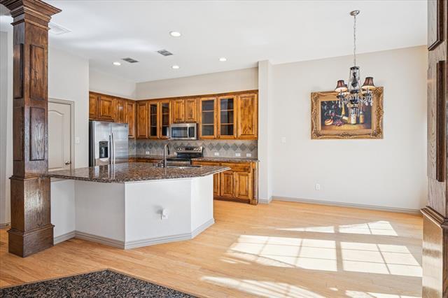 Building Photo - 3808 Vienna St