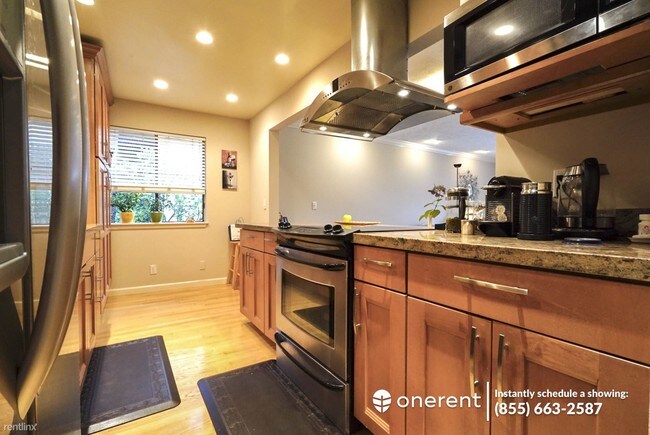 Building Photo - 5210 Lake Washington Blvd NE