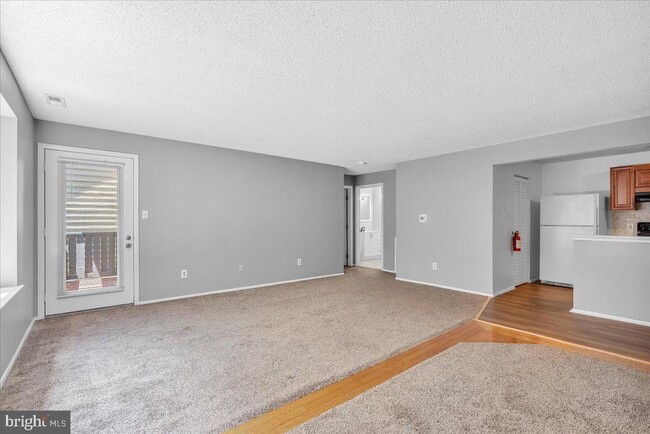 Building Photo - 5512B Aberdeen Dr