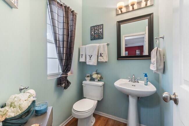 Building Photo - 1017 Montego Bay Ct