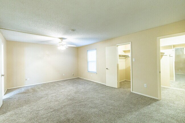 Building Photo - 4737 48th St