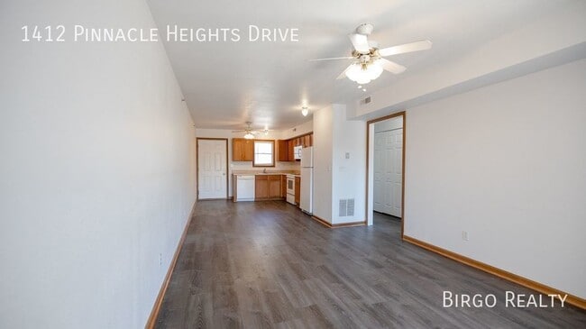 Building Photo - Move in Special! First Month's Rent is Fre...