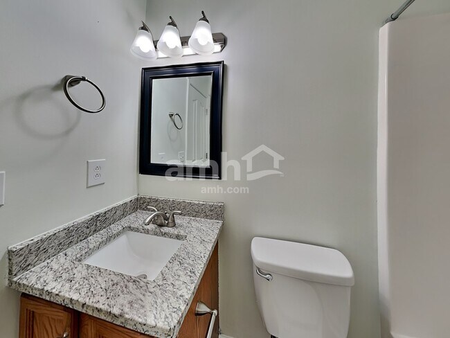 Building Photo - 1507 Killarney Dr